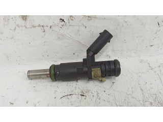 Vstřikovač A2720780249   Mercedes-Benz ML W164  pro benzínový motor 5.5 27396330342398 1534