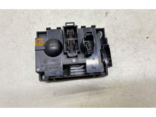 Блок управления климат-контролем 701959531   Volkswagen Multivan T4