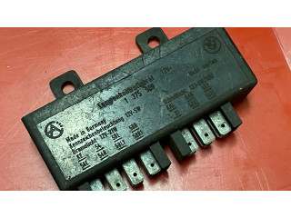 Блок управления 1375909   BMW 3 E30