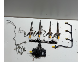 Vstřikovač 1660000372R, 175217543R   Nissan Navara D23     