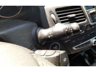Ручка стеклоочистителей 255670001R   Renault Laguna III