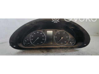 Přístrojová deska  Mercedes-Benz C W203 2016 A2035409247  