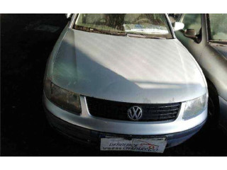 Zpětné zrcátko  Volkswagen Passat Alltrack 1997    