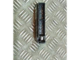 Блок предохранителей  8264130250, 72818500   Lexus GS 300 350 430 450H    