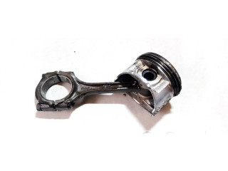 Píst poe24, p45   Honda Accord  pro benzínový motor 1.8  