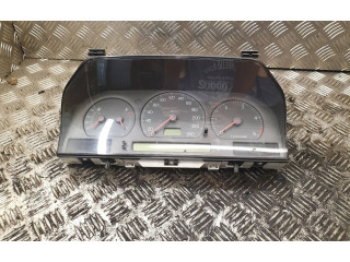 Přístrojová deska  Volvo S70  V70  V70 XC 1997 9168144  