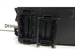 Блок предохранителей 00517817590, 28050017   Fiat Grande Punto    