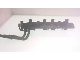 Vstřikovací lišta 857013   Renault Laguna I  pro benzínový motor 2.0  