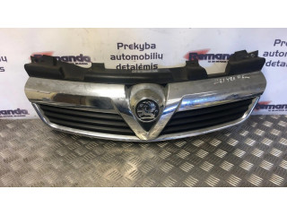 Верхняя решётка Opel Zafira B 2005-2014 года 13157590      