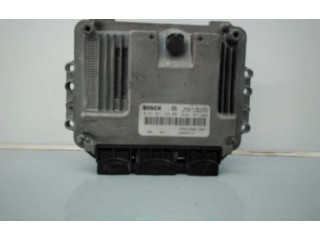 Řídící jednotka 0281011529, 8200051608   Nissan Primastar 2004