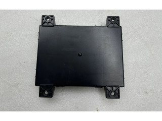 Блок комфорта 101090700D, P0747008B   Tesla Model S   