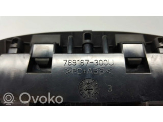Přístrojová deska  Peugeot 108 2014 69342470U, 769167300U  
