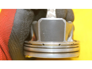 Поршень с шатуном  06LD  Audi A5 8T 8F  