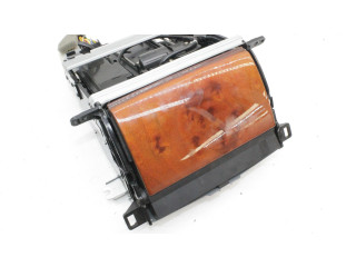 Дисплей    8611124140   Lexus SC 300 - 400