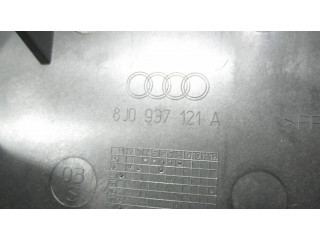 Блок предохранителей  8J0937121A   Audi TT TTS Mk2    