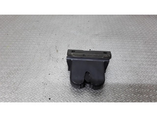 замок багажника 8L0827520C    Audi A3 S3 8L 1996-2003 года