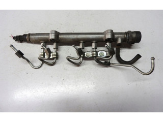 Топливная рампа 0445214132   Toyota Auris 150  