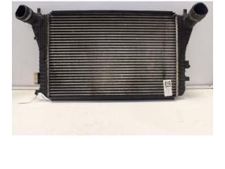 Интеркулер  1K0145803AF, 1580B   Volkswagen Golf Plus 