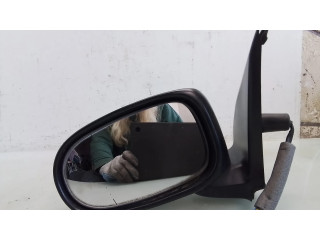 Zpětné zrcátko  levé Nissan Almera Tino 2001    