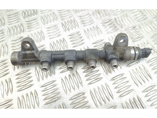 Vstřikovací lišta 55576177, 55573364   Opel Zafira C    A 20 DTH 