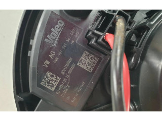 Вентилятор печки    5WC819015A, T72368C   Audi A3 8Y