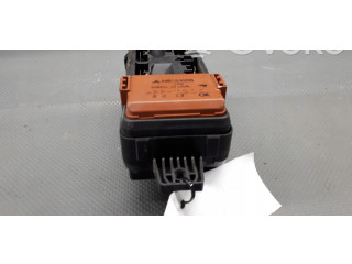 Блок предохранителей 2L040640   Mitsubishi Space Star    