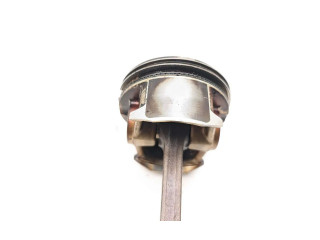 Píst L13A1   Honda Jazz    L13A1 