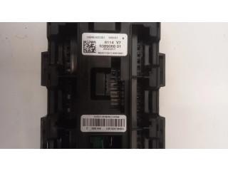  Pojistková skříňka 9389068, 61149224866   BMW M3 F80 2016