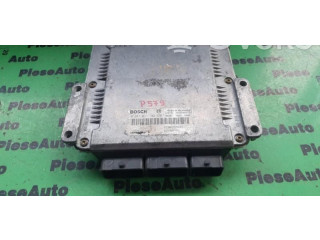 Řídící jednotka 0281011102, 8200153945.   Renault Laguna II 2003