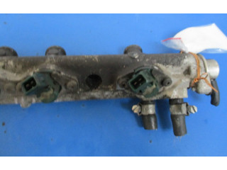 Топливная рампа 857013, 857013   Renault Laguna I   для двигателя ---