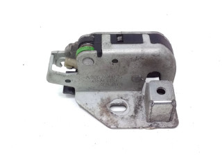 Замок багажника A9067401235    Volkswagen Crafter 2006 - 2016 года