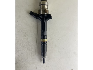 Форсунка 2367027030, 236702703    Toyota RAV 4 (XA20)   