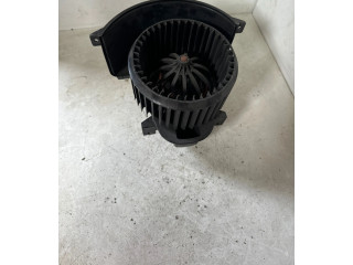 Вентилятор печки    7L0820021N   Volkswagen Touareg I