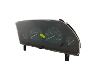 Панель приборов LR0008001, 52010468A   Land Rover Freelander       