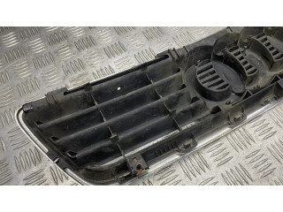 Передняя решётка Audi A6 S6 C4 4A 1994-1997 года 4A0853651C      