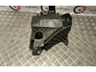 Блок предохранителей  68251775AA   Jeep Grand Cherokee    