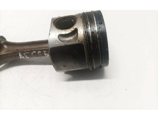 Píst    Audi A6 S6 C5 4B     