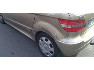 Přístrojová deska  Mercedes-Benz B W245 2006 1694403911  