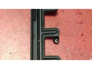 Vstřikovací lišta 1440318   BMW 3 E46  pro benzínový motor 2.5  