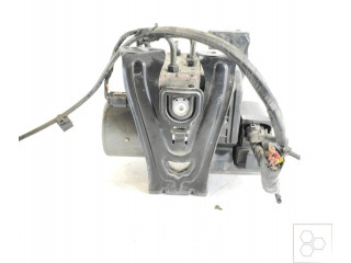 Блок АБС Q0012222V003000000, BOSCH   Smart  ForTwo I  1999 - 2007 года