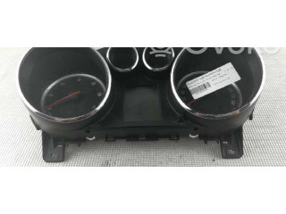 Přístrojová deska  Opel Astra J 2013 13433776  