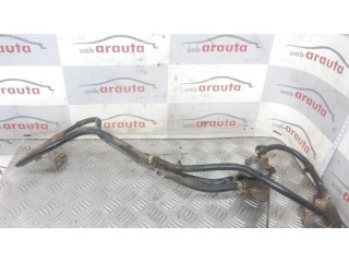 Vstřikovací lišta    Alfa Romeo 145 - 146  pro benzínový / Газ motor 1.4  