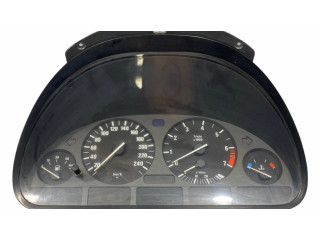 Přístrojová deska  BMW 5 E39 2001 8372354, 62118372354  