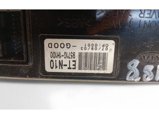 Pojistková skříňka Экран/ дисплей / маленький экран 957101H100   KIA Ceed 2008