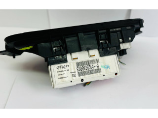 Дисплей    8200028364A   Renault Megane II