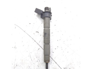Vstřikovač 780542803   BMW 5 F10 F11  pro naftový motor 3.0  
