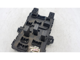 Блок предохранителей 8273005010, 113447041900   Toyota Avensis T220    