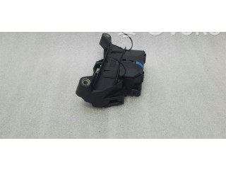   Pojistková skříňka A2305450801   Mercedes-Benz SL R230 2007