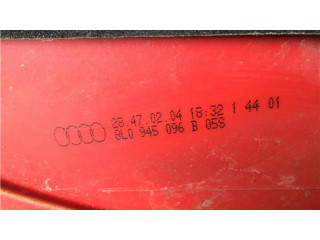 Задний фонарь  8L0945096B    Audi A3 S3 8L   1996-2003 года