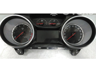 Přístrojová deska  Vauxhall Astra K 2015 39030267, 39042932  